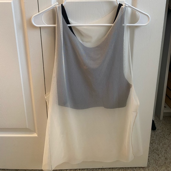 Alo Yoga Tank - Picture 2 of 2